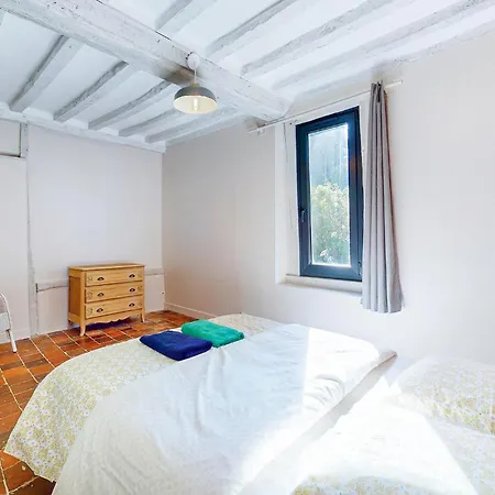 Nice In Fontaine-la-louvet With Wifi Holiday home *
