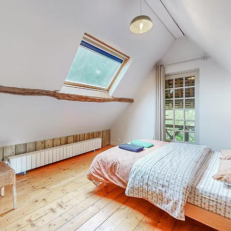 Nice In Fontaine-la-louvet With Wifi Holiday home Thiberville