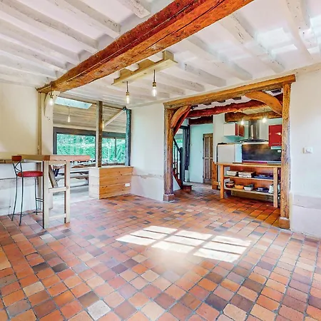 Holiday home Nice In Fontaine-la-louvet With Wifi Thiberville